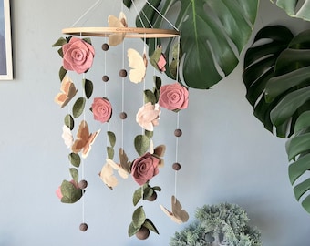 Flowers baby mobile, Butterfly crib mobile, green floral baby mobile, hanging felt mobile, cot mobile for baby girl, flowers nursery decor