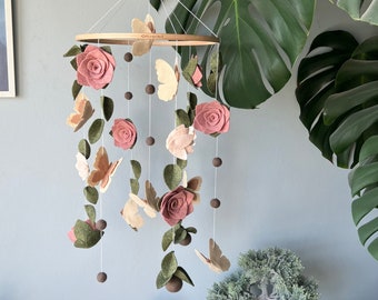 Flowers baby mobile, Butterfly crib mobile, green floral baby mobile, hanging felt mobile, cot mobile for baby girl, flowers nursery decor