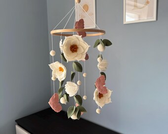 Flowers Baby Mobile With Butterfly - Modern Nursery Decor, Beautiful Baby Shower Gift