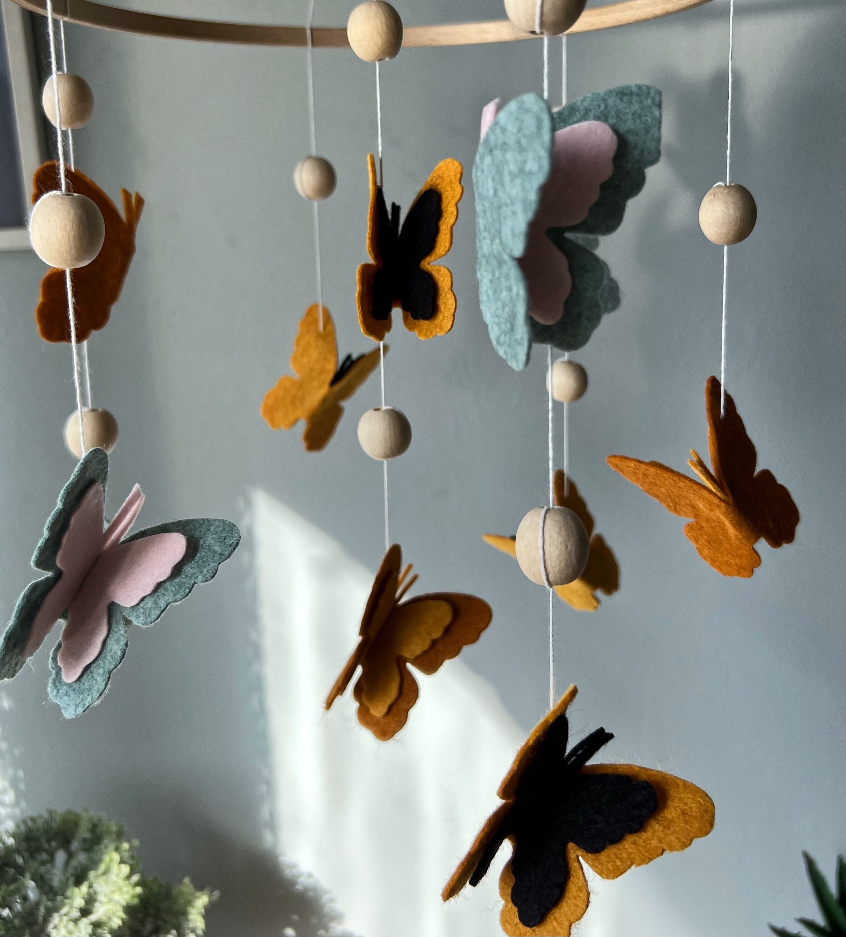 2x Handgemachte Schmetterling Mobiles Für Babybett - Süße Deko Für Kinderzimmer & Wohnung