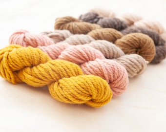Super bulky rustic wool, 50gr of 100% spanish merino wool, ideal for weaving knitting, crochet, punch needle...