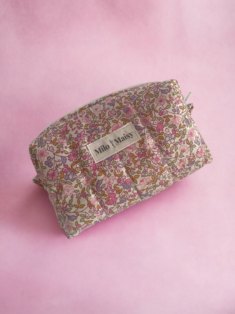 Ditsy Pink Floral Handmade Quilted Boxy Makeup Bag with lining & zipper Mini/Medium/Large image 7