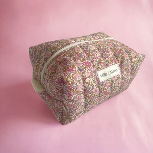 Ditsy Pink Floral Handmade Quilted Boxy Makeup Bag with lining & zipper Mini/Medium/Large image 10