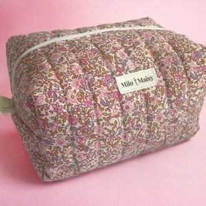 Ditsy Pink Floral Handmade Quilted Boxy Makeup Bag with lining & zipper Mini/Medium/Large image 9