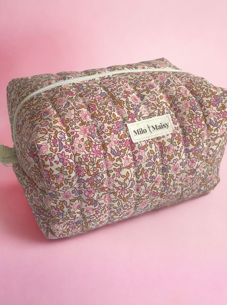 Ditsy Pink Floral Handmade Quilted Boxy Makeup Bag with lining & zipper Mini/Medium/Large image 9