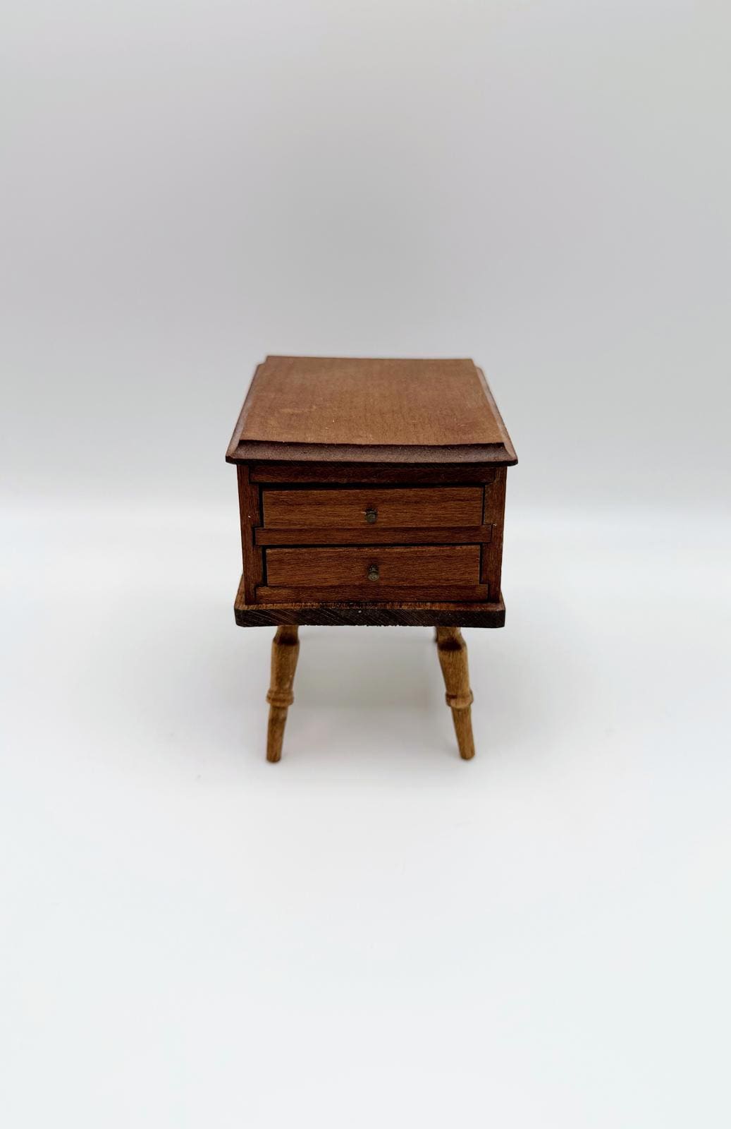 Reeves Line 1:12 Scale Miniature Wooden Nightstand with Drawers, Doll Furniture