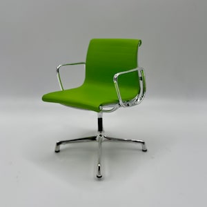 Miniature 1:12 Scale Computer Chair - Design Interior Collection Volume 3  - Mini Mid Century Modern Chair, Green