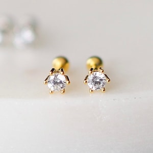 Puces d'oreilles en or 18 carats et diamants, puces d'oreilles délicates, boucles d'oreilles pour tout-petit, hypoallergénique, boucles d'oreilles à fond vissé, puces d'oreilles en diamant pour cartilage