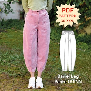 Pode incluir: Calças rosa de veludo cotelê com pernas largas, cintura alta, fecho de botão e bolsos laterais. A imagem inclui uma etiqueta de molde em PDF para tamanhos XS-XXXL, um desenho técnico e o texto Barrel Leg Pants QUINN.