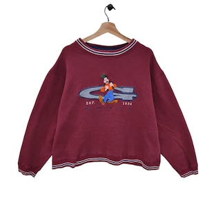 The Disney Store , Vintage Goofy Sweatshirt , Embroidery Disney Resort , Cartoon Sweatshirt , Maroon , Large