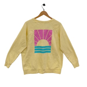 Y2K Old Navy California Sun Raglan Sweatshirt Vtg Surf Sweater Jumper  Crewneck Yellow