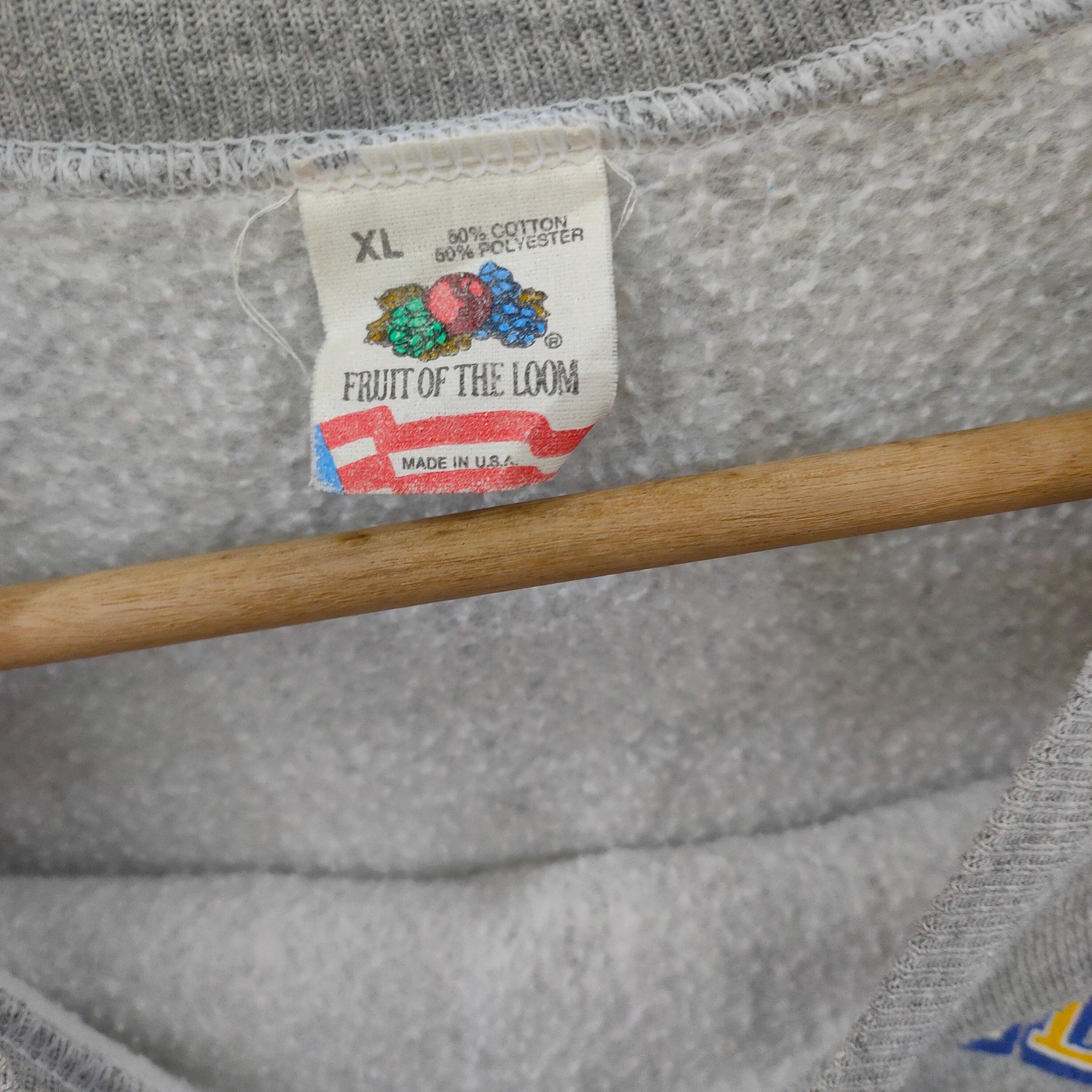 Vintage 90s Confused State Sweatshirt | Gray Graphic Pullover