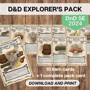 Puede incluir: Un conjunto de 11 cartas imprimibles para Dungeons and Dragons 5ª Edición. Las cartas presentan ilustraciones de varios artículos para un paquete de explorador, incluyendo cuerda, cantimplora, antorcha, aceite, catre, raciones y yesca. Las cartas están etiquetadas con el nombre del artículo y una descripción de su uso. El texto en las cartas dice "D&D Explorer's Pack" y "DnD 5E 2024".