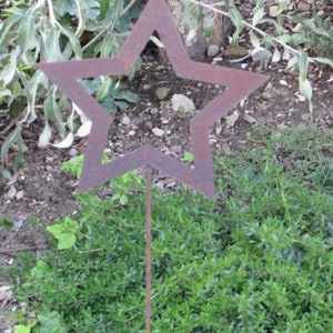 Edelrost Gartenstecker Stern offen, schmale Ausführung Gartendeko Rost Winter Weihnachten Christmas