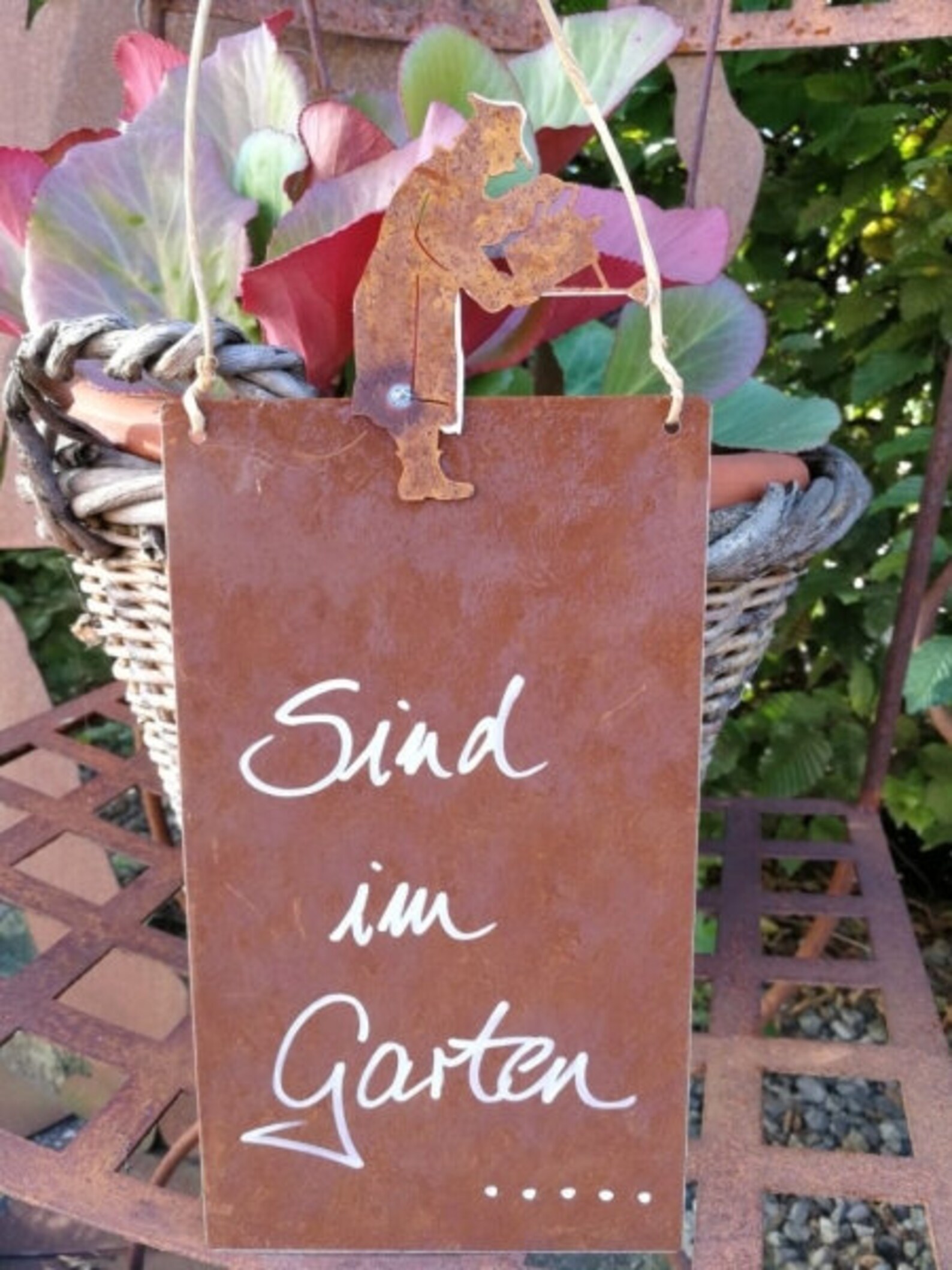 Edelrost Schild mit Gärtner Sind im Garten Etsy