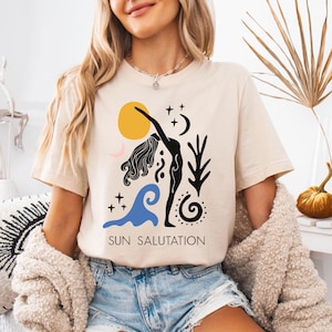 Yoga T-shirt, Sun Salutation Shirt, Yoga Practice Tee Shirt, Workout Shirt for Women