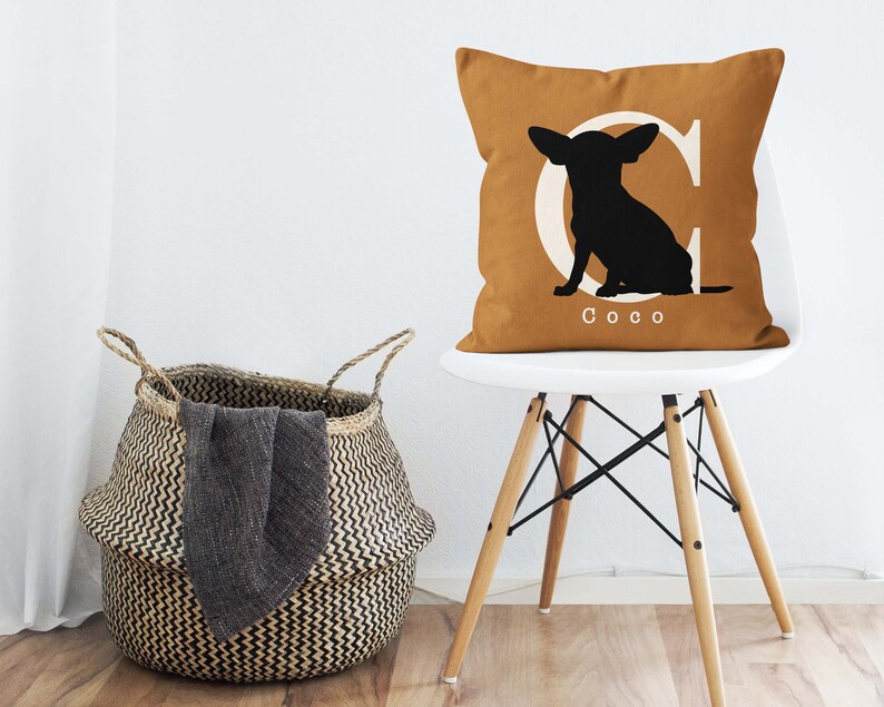 Personalized Chihuahua name pillow / Custom Chihuahua dog lover gift / Chihuahua mom gift / Chihuahua silhouette pillow / Pet memorial gift bild 4