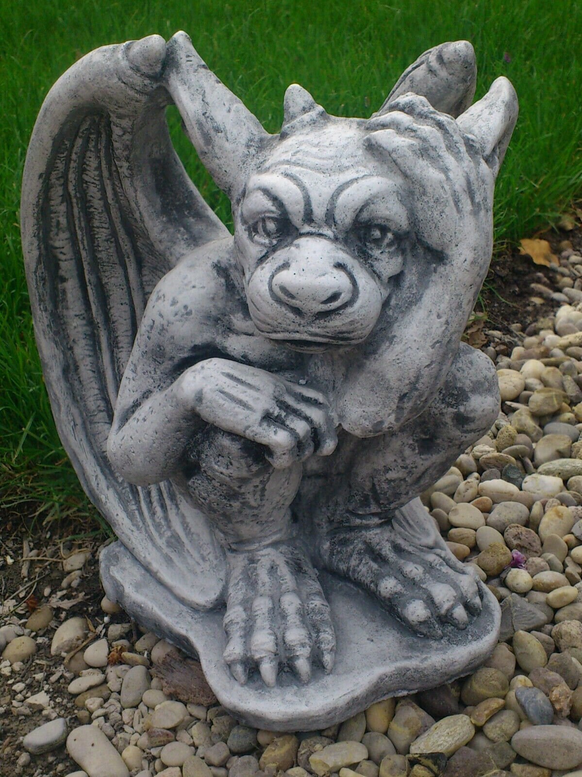 Stone Gargoyle Statue Cast Stone Gargoyle Bat Monster Statue Etsy 日本