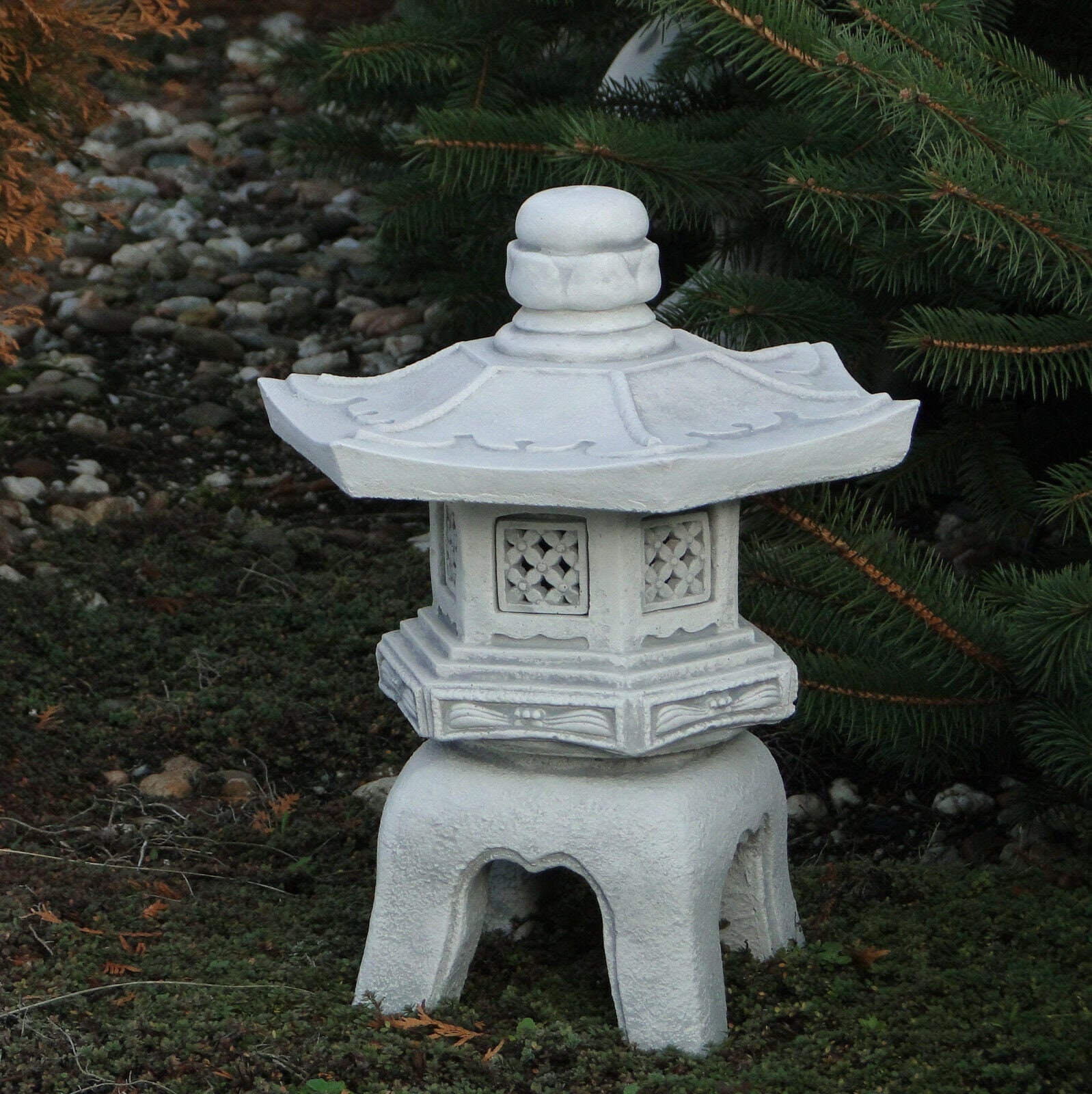 japanese temple garden ornament