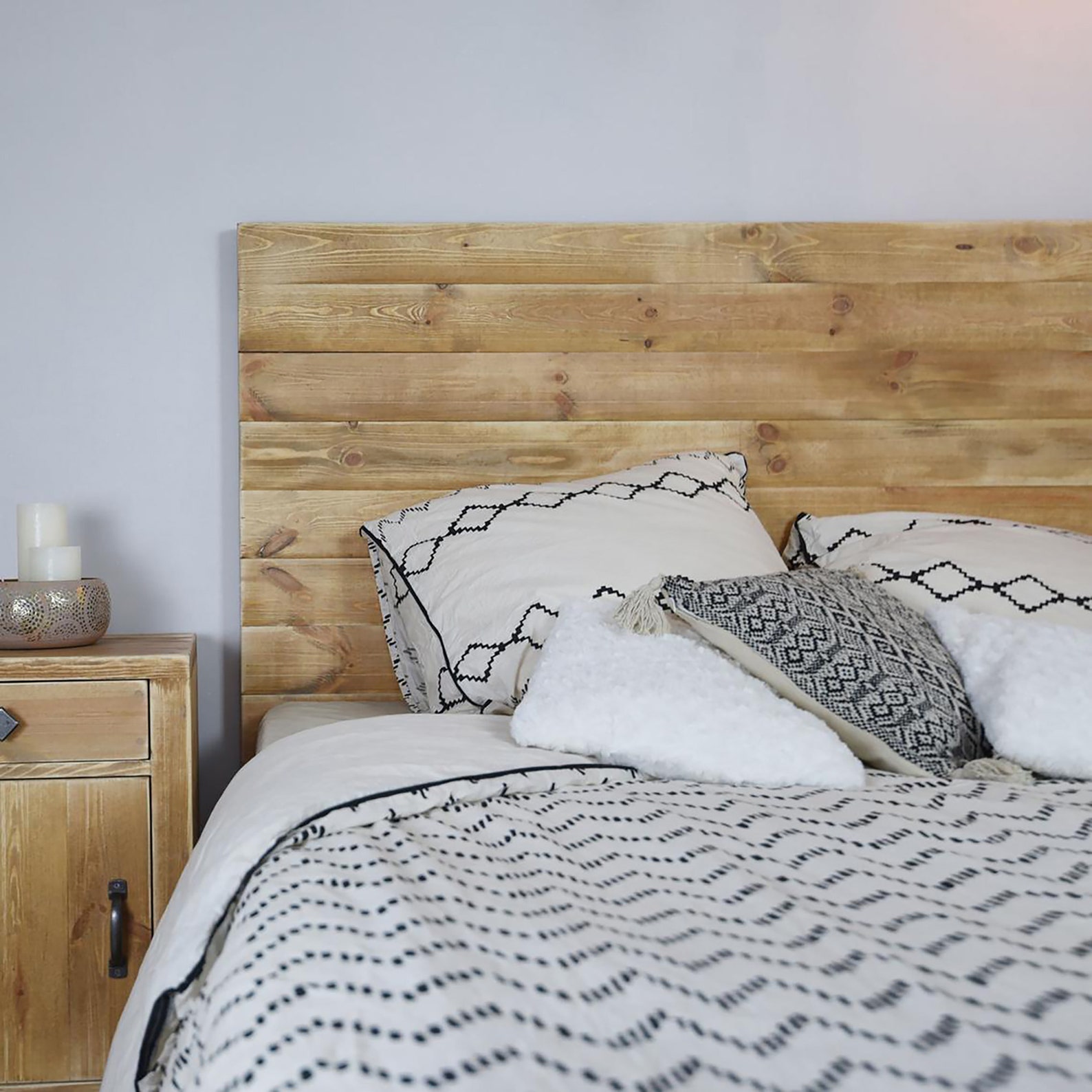 Tete De Lit Rondin De Bois Farmhouse headboard Aged solid wood bedhead Rustic bed | Etsy