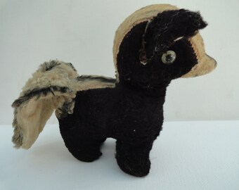 Vintage 1950&#39;s Hard Stuffed Plush Toy Skunk