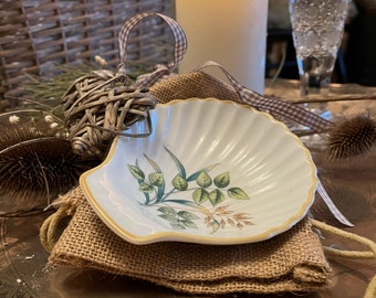 Royal Worcester fine porcelain made in England white Shell trinket dish with beautiful hand painted leaves design.mothers day