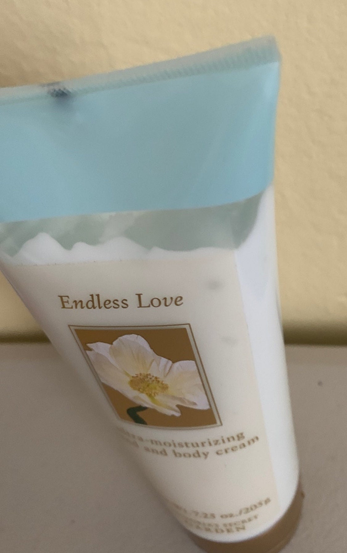 まるまるまるvictoria's secret EndlessLove NEW Victoria's Secret Endless Love Eau De Toilette Spray 3.4