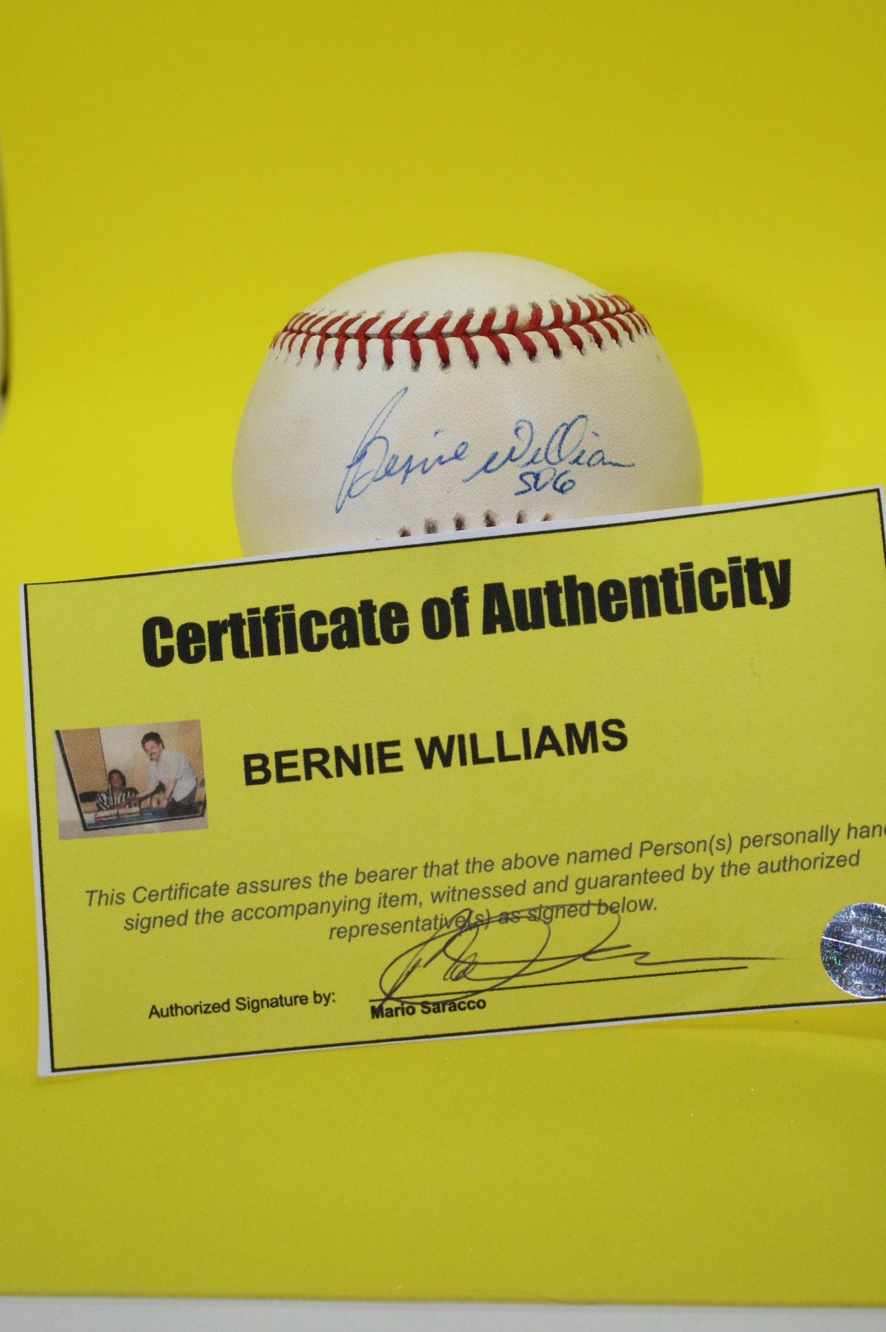 NY Yankees CF Bernie Williams Autographed Official American 