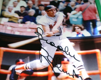 Brooks Robinson autographed 8 x 10 MLB Photo! COA!