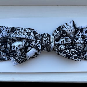 Skull baby headband