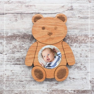Teddybär SVG, Brieftaschen-Größe Foto, Bilderrahmen-Datei, Laser-bereite Dateien, Laserschnitt-Datei, Süßes Tier-Dekor, Laser-Projekt-Datei