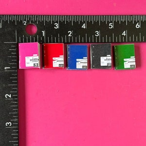 Dollhouse 1:12 Miniature Wireless Notebooks