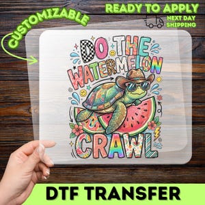 Do The Watermelon Crawl DTF-transfer, grappig zomerschildpadontwerp, strijkapplicatie voor strandfeest, eigenzinnige cowboy-hittetransfer