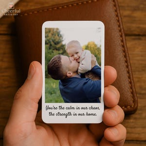 Regalo del Día del Padre para papá de parte de su hija - Tarjeta de inserción de billetera de metal personalizada para papá - Regalo para papá primerizo de parte de su esposa - Regalo para el primer día del padre