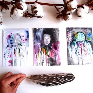 Ensemble de 3 cartes postales fantaisistes, uniques en son genre, mini tirages d’œuvres d’art avec des femmes, méduses et dreamcatcher imprimés sur papier recyclé, taille A6