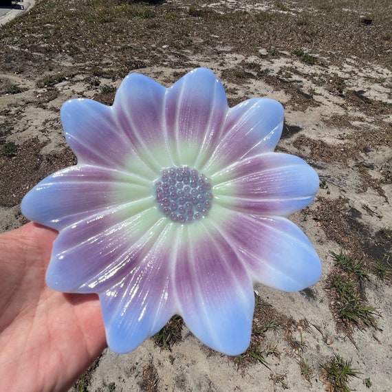 Daisy Trinket Dish - in Pink, Lavender and Purple