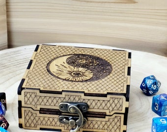 Square Latching Dice Box/Vault Ying Yang Dice