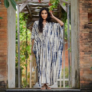 Vestido Maxi Tie Dye, regalo para ella, caftán, caftán de gran tamaño, frente de lazo con cordón, BouLaLa, negro crema, C220