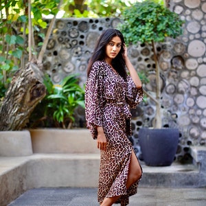 Oversize Kimono Robe Pockets Belt Animal Print Beach Cover-Up boho S-1X Brown B543