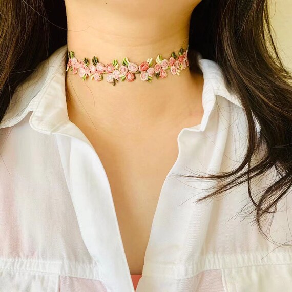Floral choker clearance