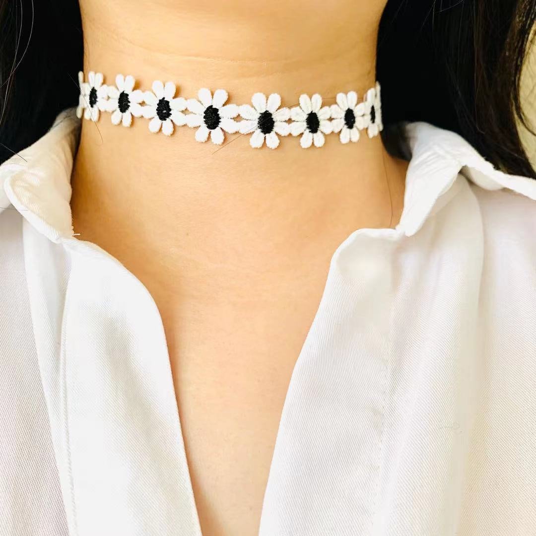 Multicolor Daisy Flower White Lace Choker Lace Floral - Etsy Canada