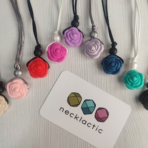 Roses Mooses - Silicone necklace - Fidget necklace - Fiddle necklace - Stim necklace - Sensory Jewellery