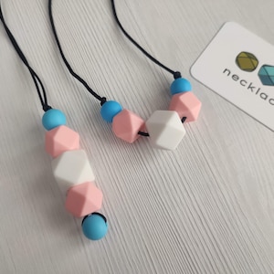 Trans Pride-Dulum - Silicone necklace - Fidget necklace - Fiddle necklace -Sensory jewellery - Stim necklace