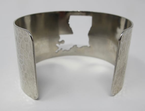 Hammered Metal Cuff Bracelet With Louisiana State… - image 4