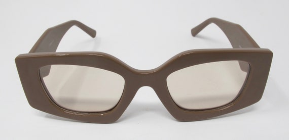 Vintage Rectangular Brown Plastic Sunglasses With… - image 4