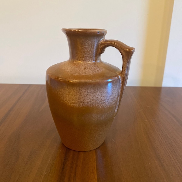 vintage frankoma 838 pitcher - brown