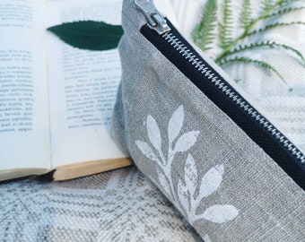 Natural linen pochette, cosmetic or makeup bag, toiletry bag, botanical print
