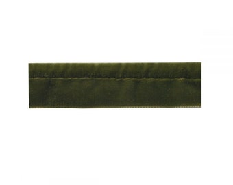Syon Velvet Piping, Olive