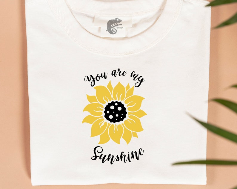 Mama svg Svg flower You are my sunshine print Sunflower svg Summer svg Mothers day svg Sunflower png Svg files for cricut