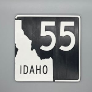 Letrero con letra elevada de Idaho Highway 55